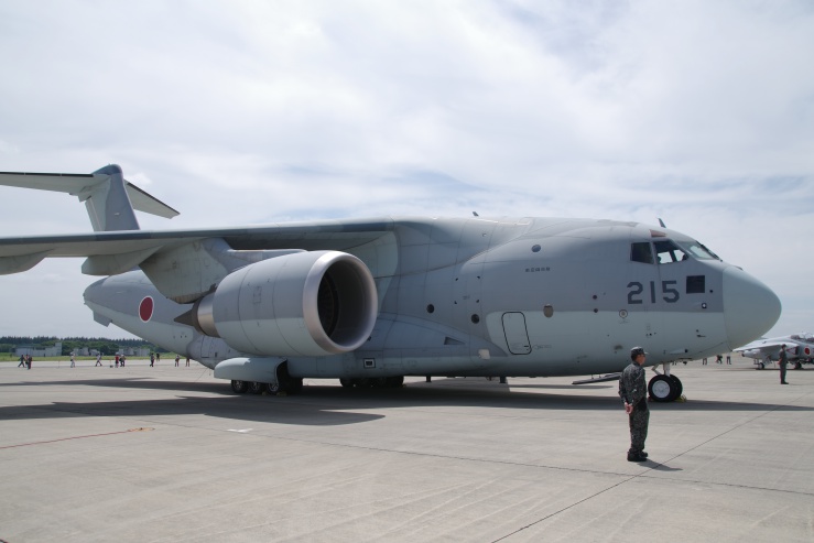 入間基地ランウェイウォーク2024:C-2輸送機